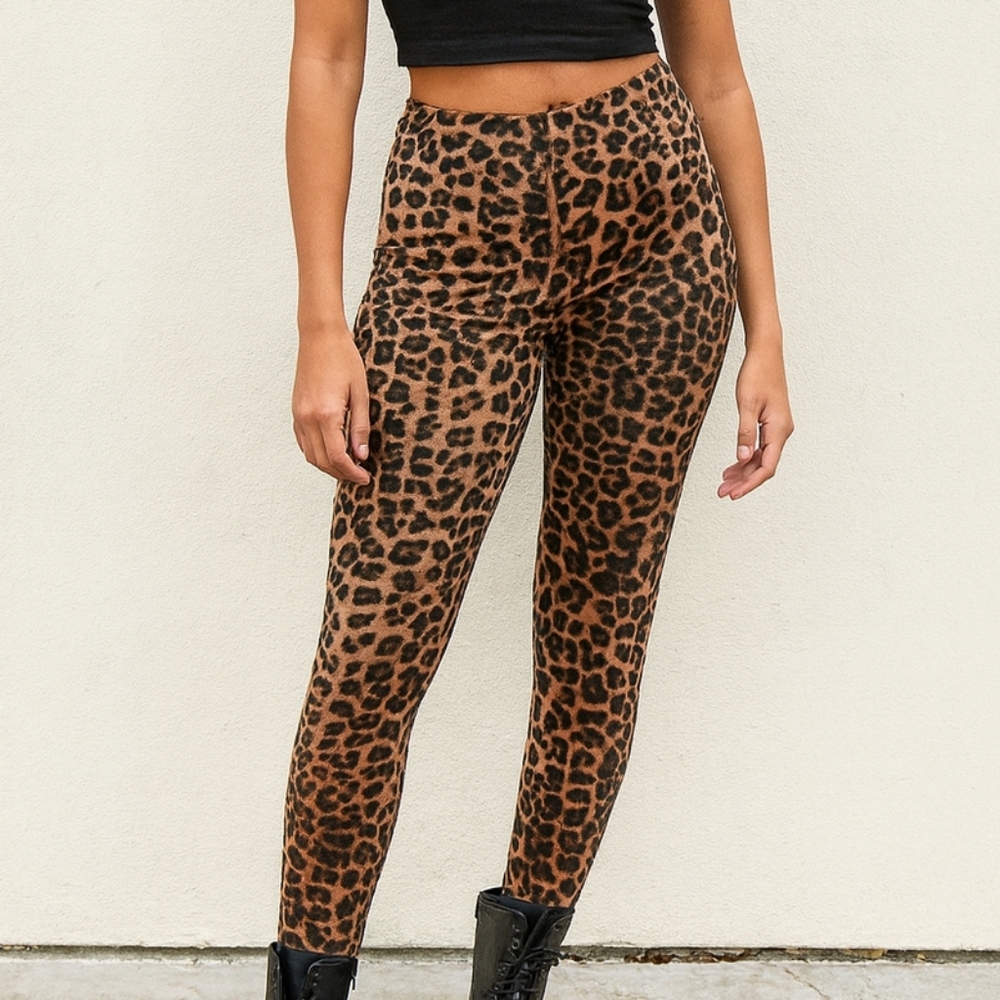 Good American Jeans Good Waist  Lepord Print Women's Size 2 / 26 Brown